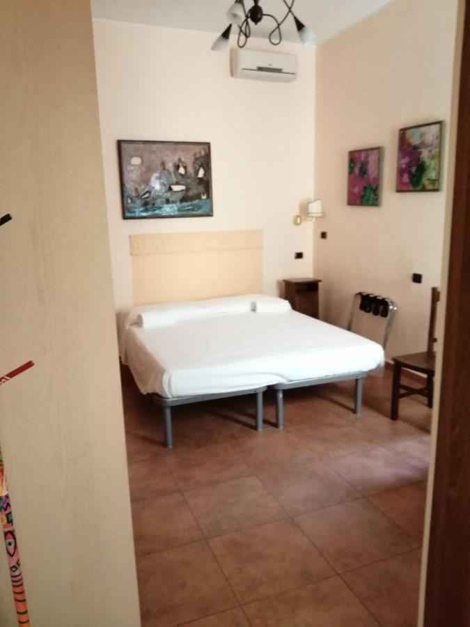 B&B Le Stanze Del Sogno Benevento Eksteriør bilde