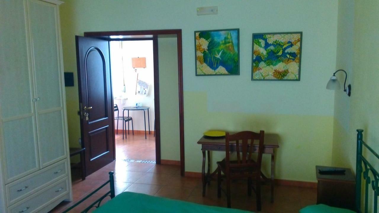 B&B Le Stanze Del Sogno Benevento Eksteriør bilde